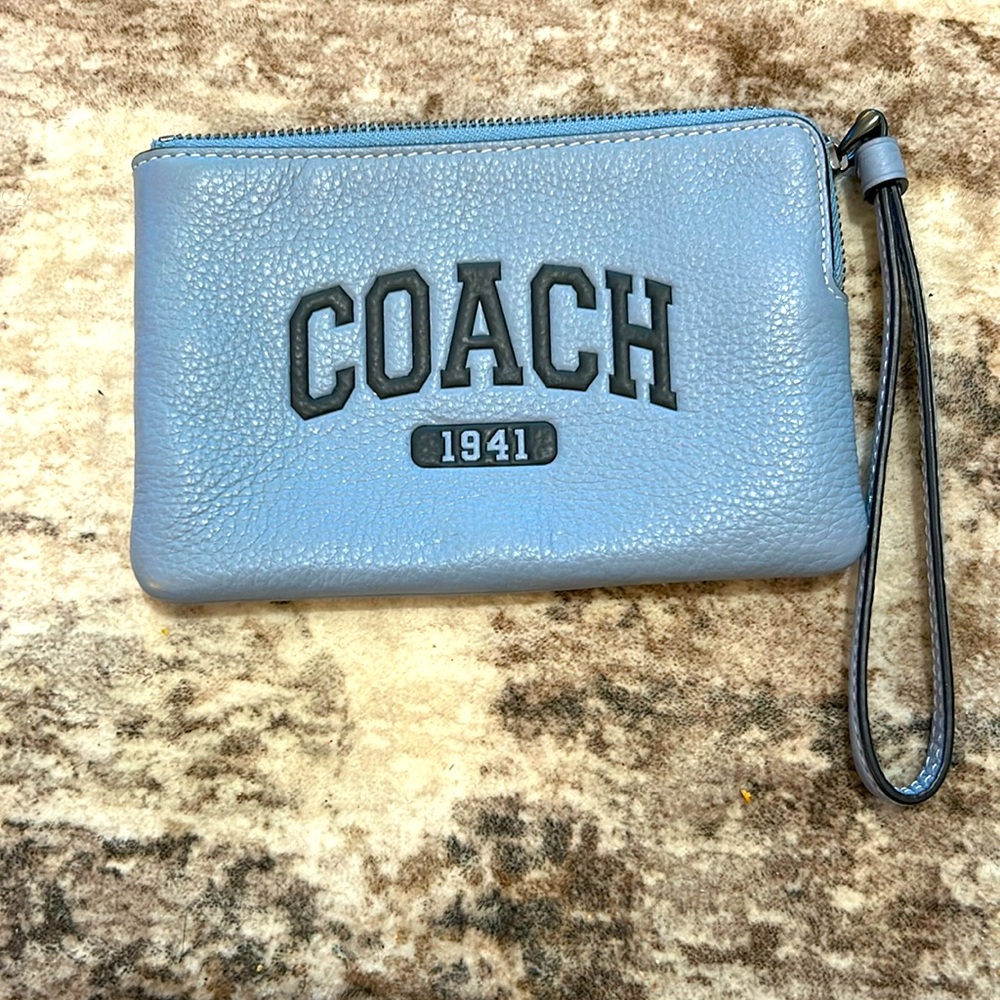 Coach wristlet BNWT